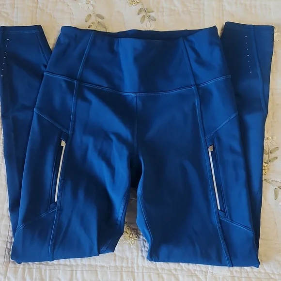 NWOT Athleta Rainier Legging - Picture 2 of 5